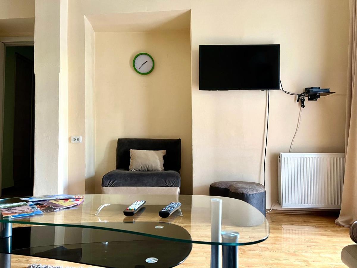 Apartment In Old Tbilisi Orbeliani Square 外观 照片