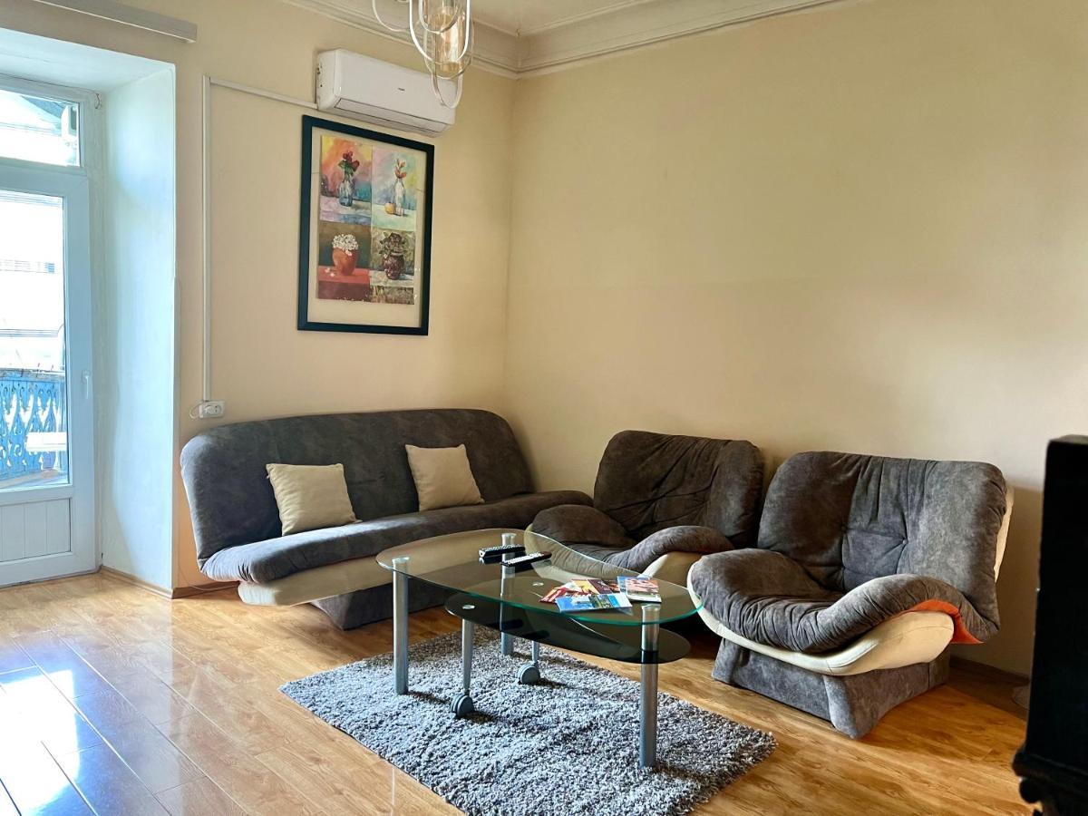 Apartment In Old Tbilisi Orbeliani Square 外观 照片